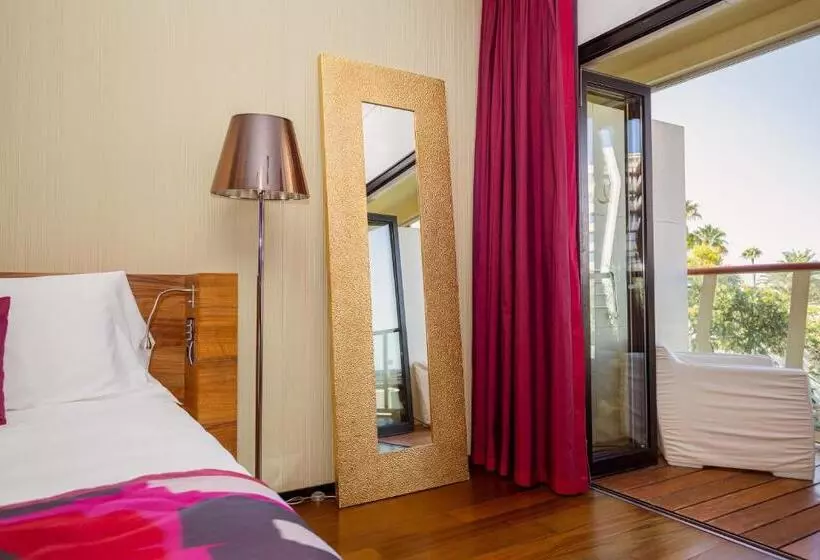 اتاق لوکس با چشم‌انداز باغ, Bohemia Suites & Spa - Adults Only