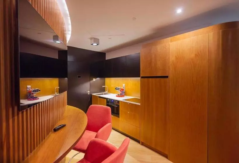 بانگلوی استاندارد, Bohemia Suites & Spa - Adults Only