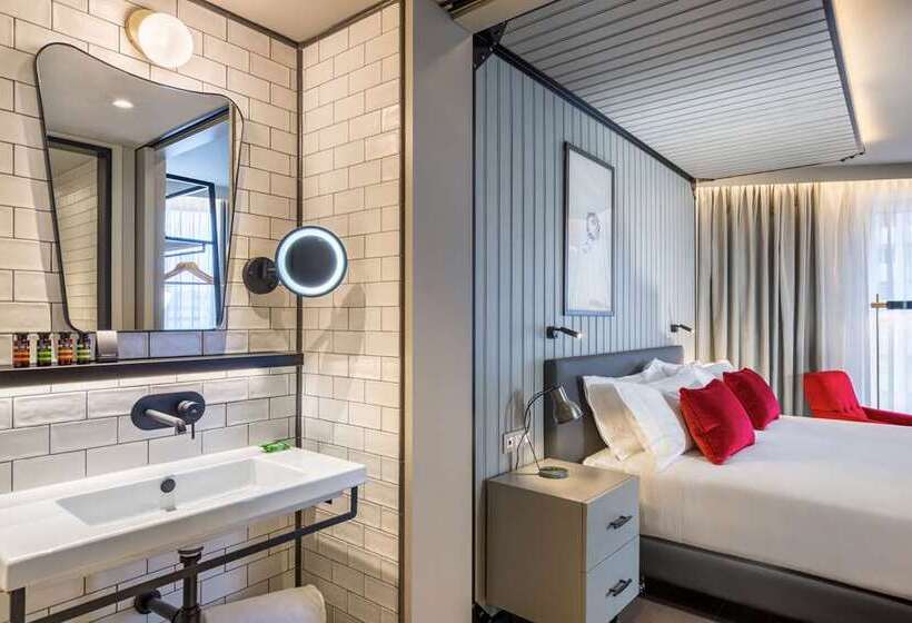 اتاق استاندارد با تخت بزرگ, Canopy by Hilton Madrid Castellana