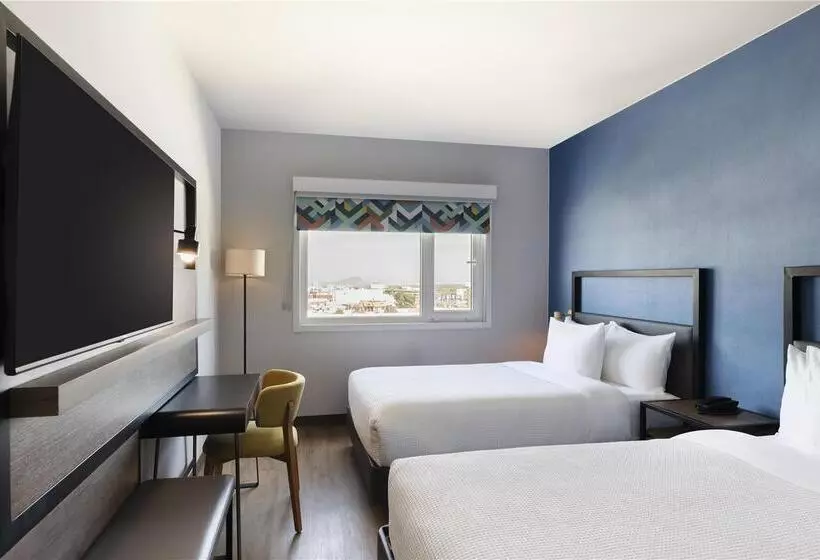 اتاق استاندارد, Canopy by Hilton Madrid Castellana