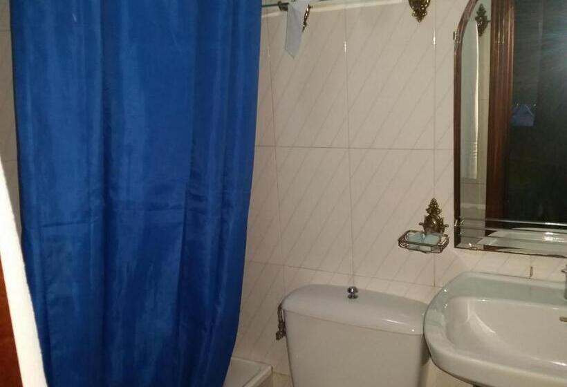 四人标准间, Cristaleiro