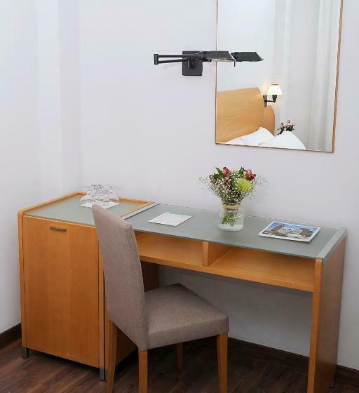 اتاق استاندارد, El Churra