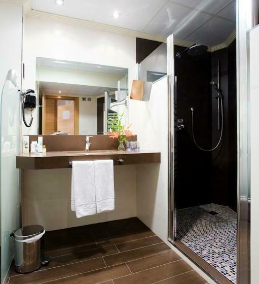 اتاق لوکس, El Churra