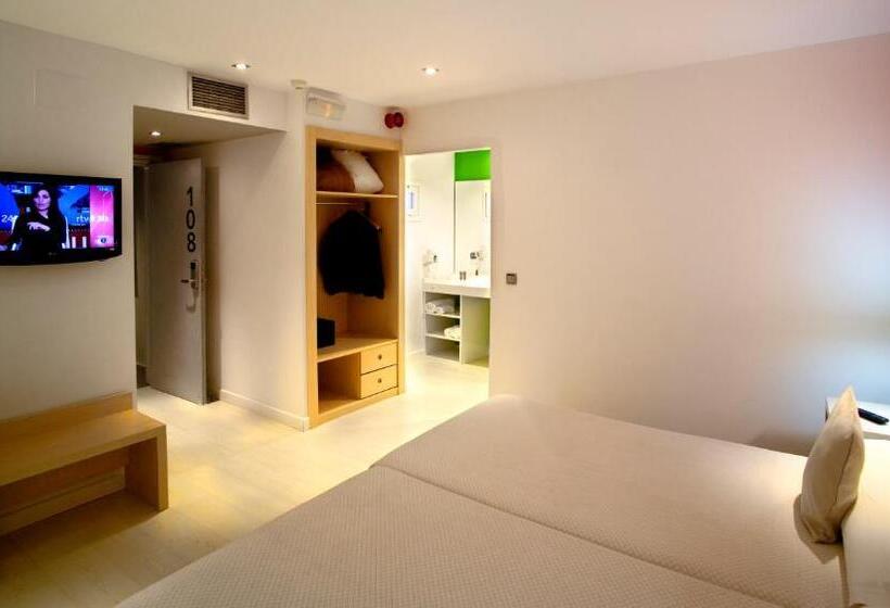 غرفة قياسية, Europa