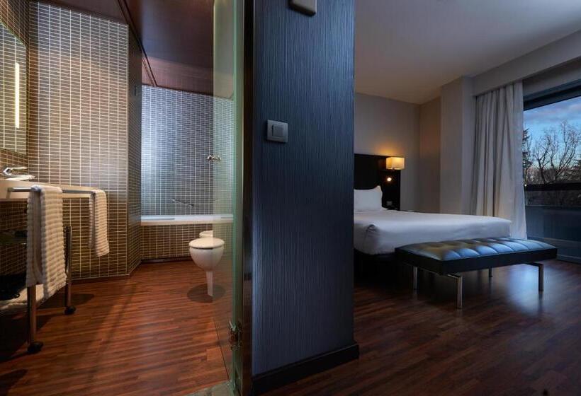 سوییت, Eurostars Monte Real