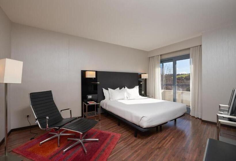 سوییت جونیور, Eurostars Monte Real