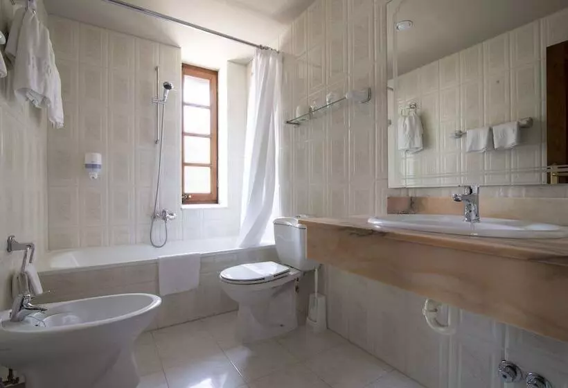 Habitación Estándar, Fonfreda