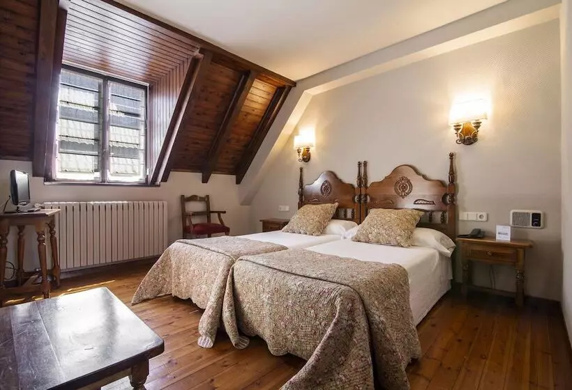 Habitación Estándar, Fonfreda