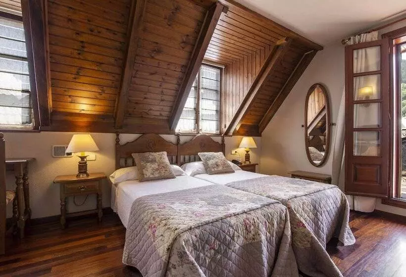 Habitación Estándar, Fonfreda