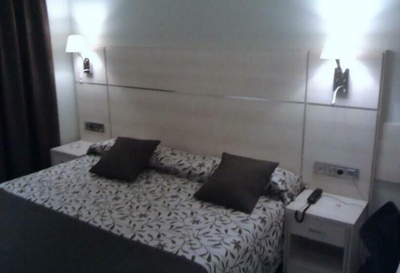 غرفة قياسية, Francisco Ii