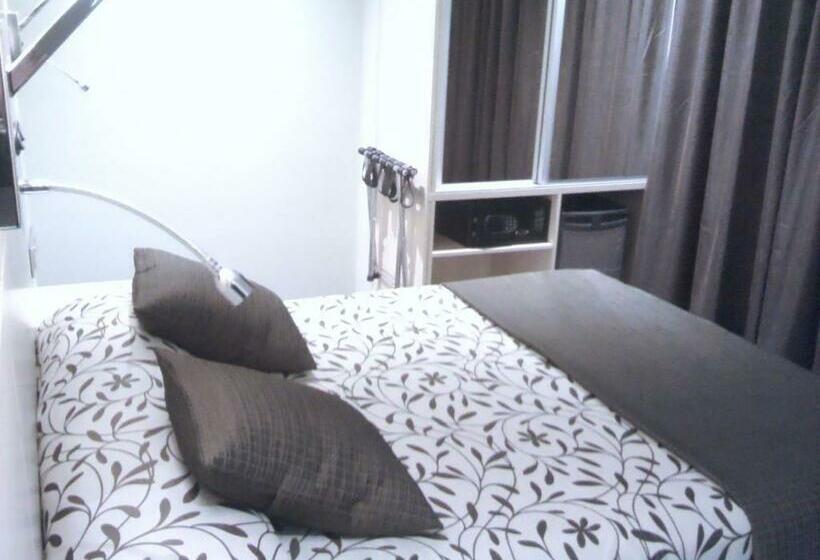 غرفة قياسية, Francisco Ii