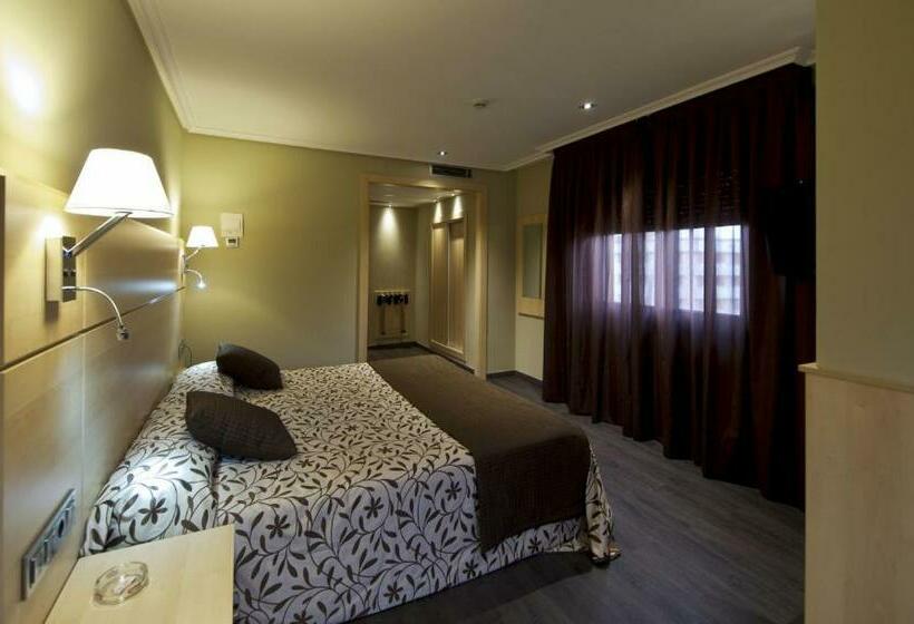 غرفة قياسية, Francisco Ii