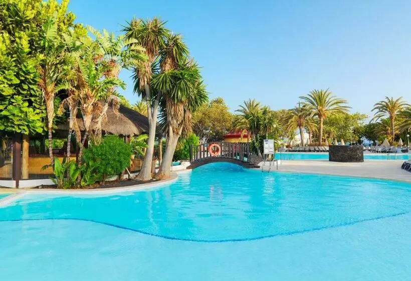 اتاق سوپریور با چشم‌انداز استخر, H10 Lanzarote Princess