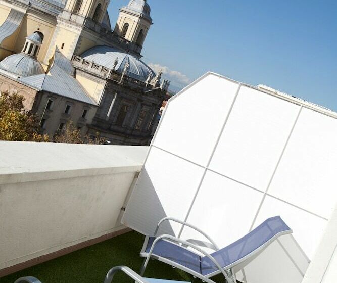 اتاق استاندارد با تراس, Hrc