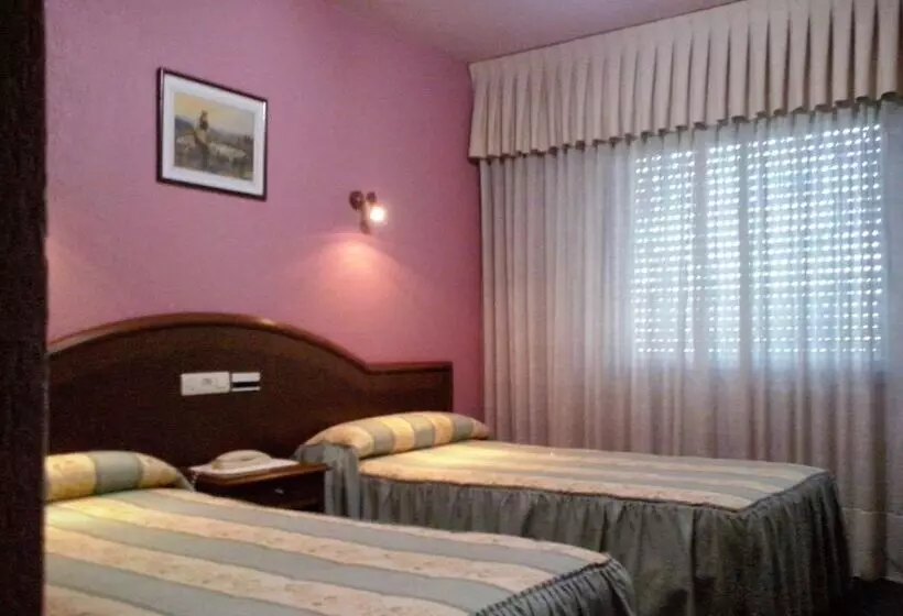 Standard-huone, Internacional