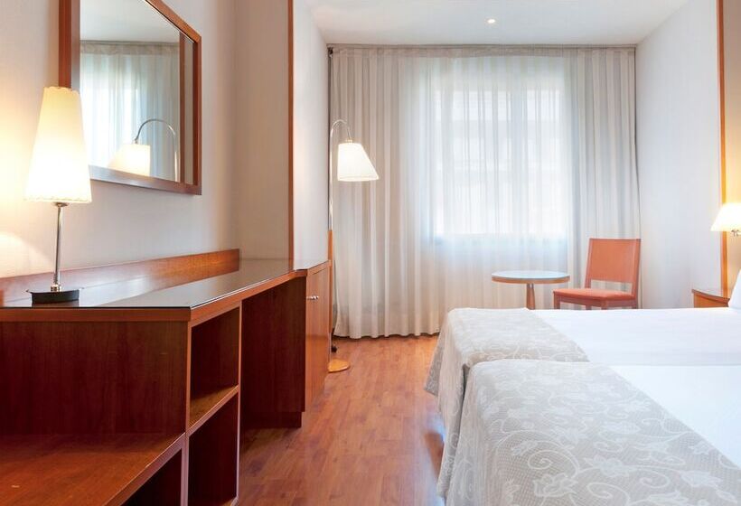اتاق استاندارد, Madrid Centro Affiliated By Meliá