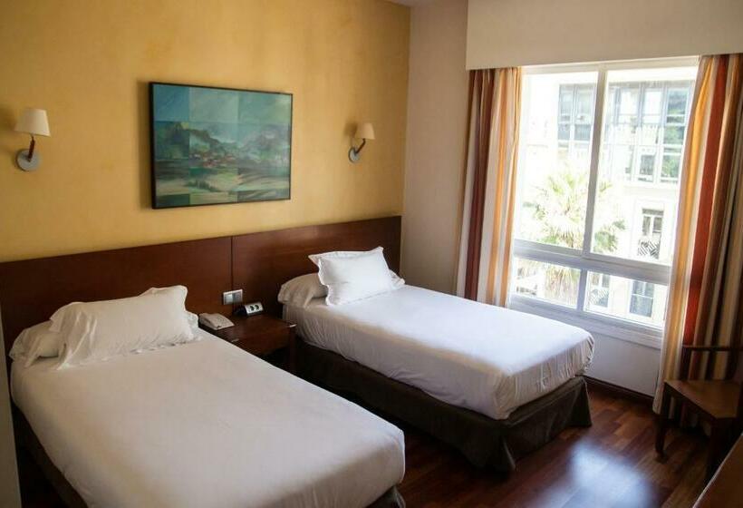 컴포트 룸, Maroa Vigo