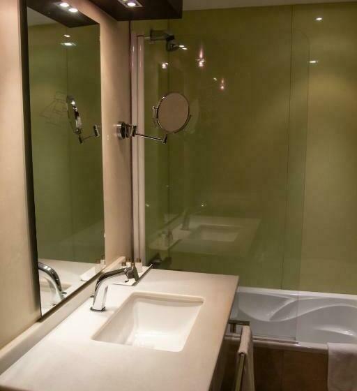 컴포트 룸, Maroa Vigo