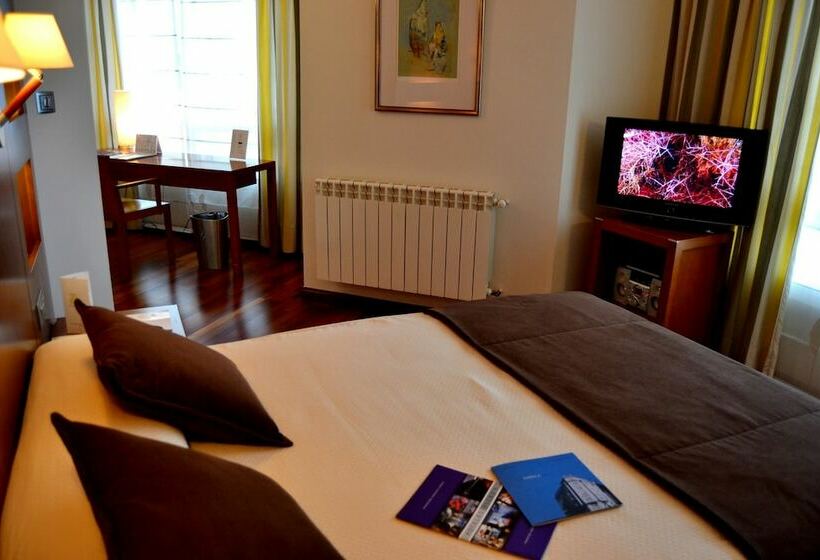 컴포트 룸, Maroa Vigo