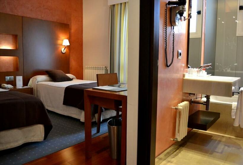 컴포트 룸, Maroa Vigo