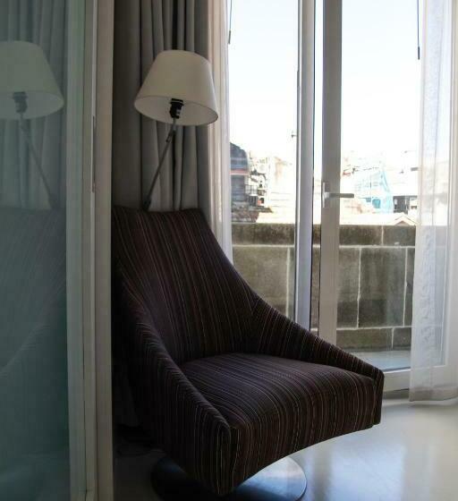 스위트 킹사이즈 침대, Maroa Vigo