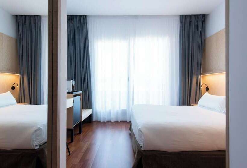 수피리어 룸, Maroa Vigo