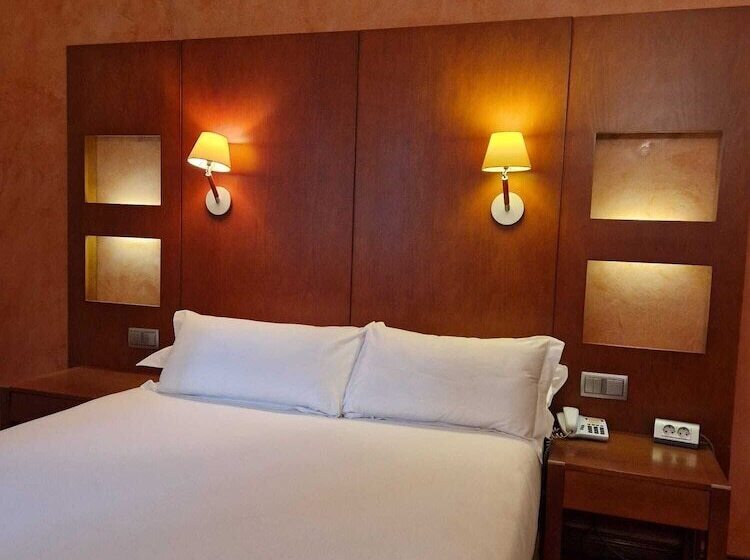 패밀리 룸, Maroa Vigo