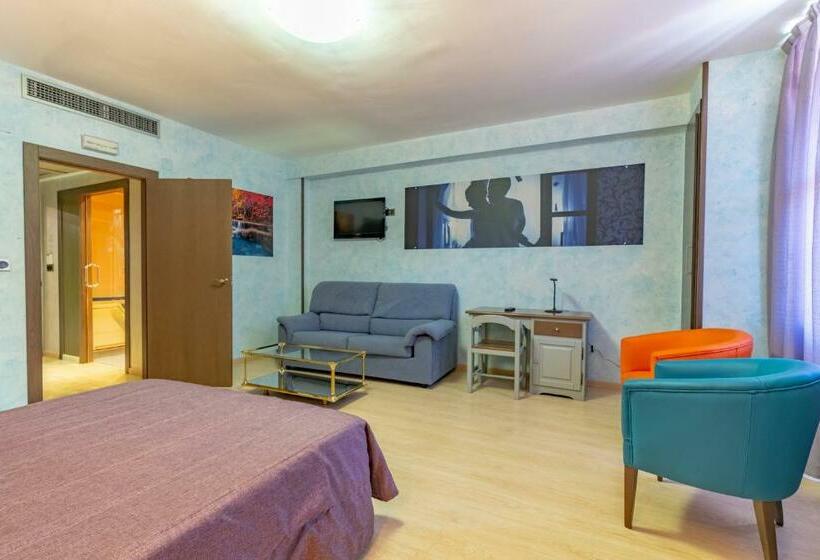 اتاق استاندارد, Monreal Jumilla