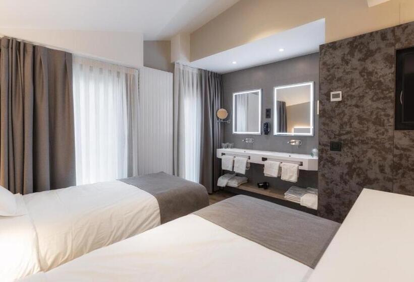 四人标准间, Montarto