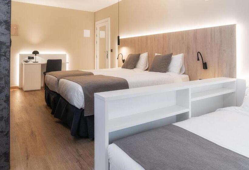 标准三人间, Montarto