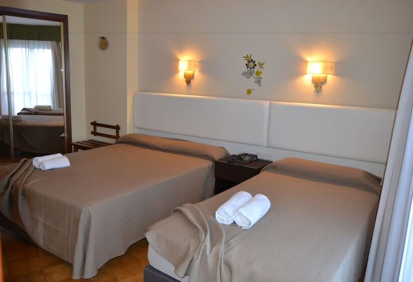 اتاق استاندارد, Nuevo Cachalote