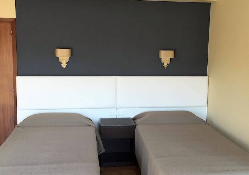 اتاق استاندارد, Nuevo Cachalote