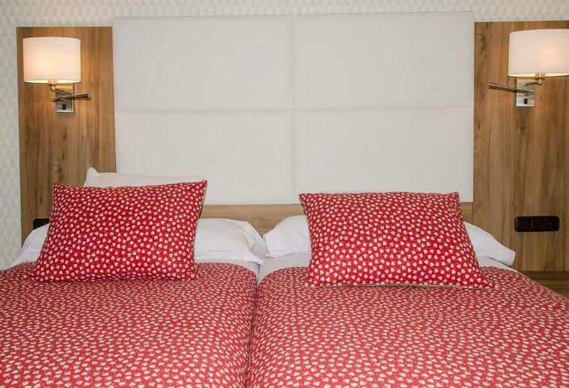 Номер Стандарт, Presa