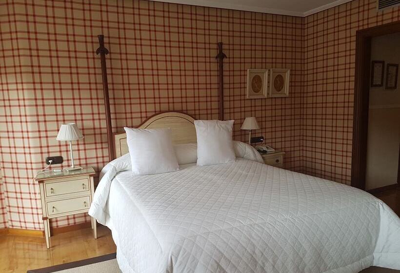 Номер Стандарт, Presa