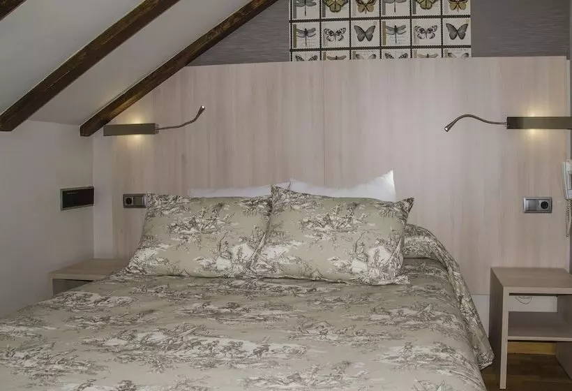 Chambre Standard Individuelle, Presa