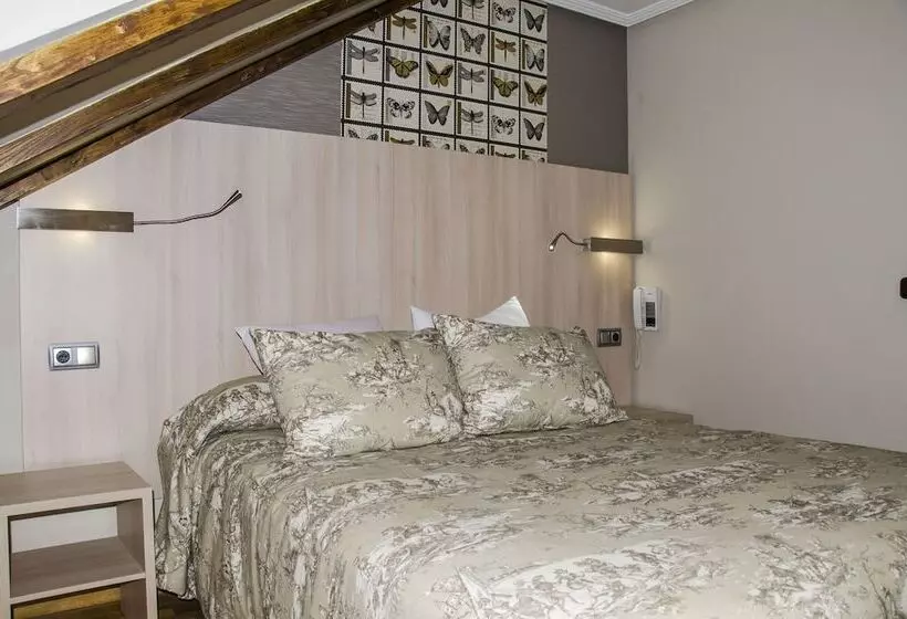 Chambre Standard Individuelle, Presa