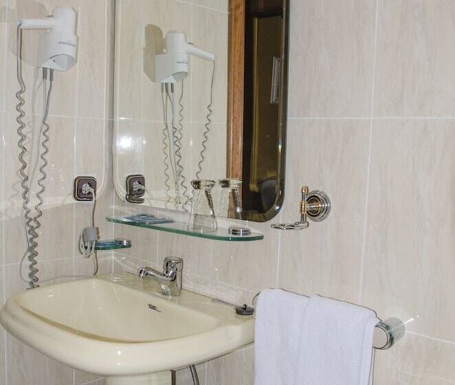 Номер Стандарт Трехместный, Presa