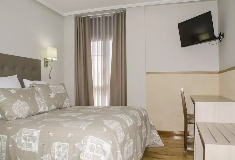 Chambre Triple Standard, Presa