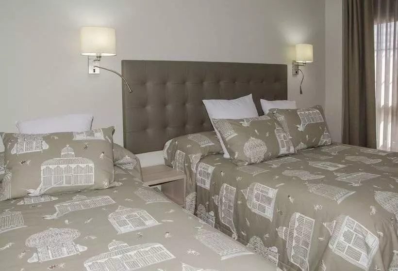 Chambre Triple Standard, Presa