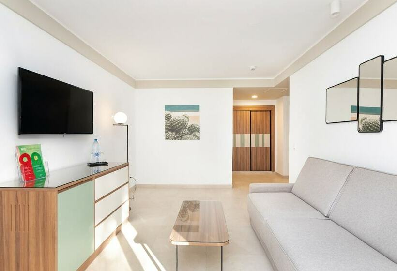 Семейный Номер, Hotel Riu Paraiso Lanzarote - All Inclusive