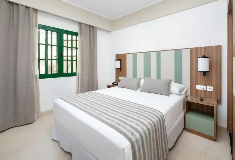 اتاق خانوادگی, Hotel Riu Paraiso Lanzarote - All Inclusive