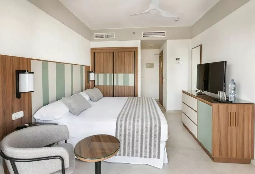 اتاق استاندارد یک نفره با چشمانداز دریا, Hotel Riu Paraiso Lanzarote - All Inclusive
