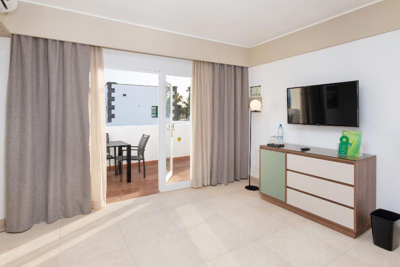 패밀리 룸, Hotel Riu Paraiso Lanzarote - All Inclusive