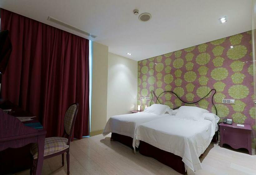 اتاق سوپریور با بالکن, Inhala Hotel Garden