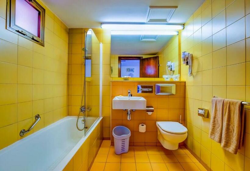 带海景的标准房, Sbh Taro Beach