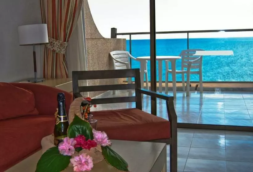 Triple Room Sea View, Sbh Taro Beach