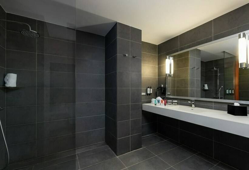 주니어 스위트, Livvo Fataga