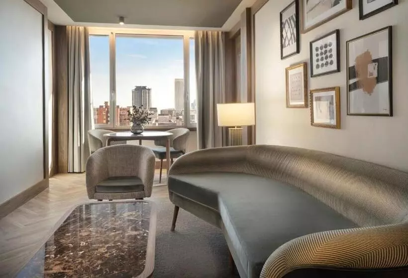 سوئیت با تخت بزرگ, The Westin Madrid Cuzco
