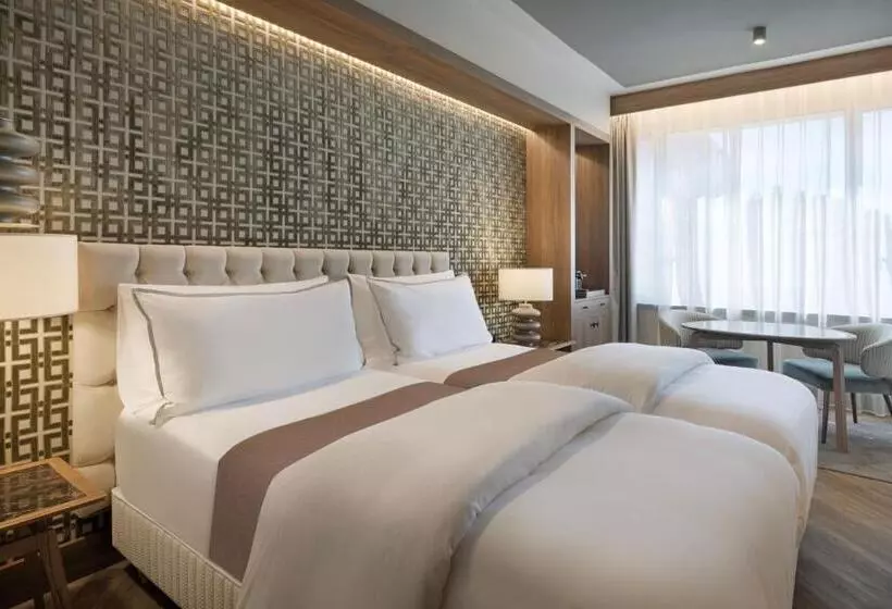 اتاق لوکس با چشم‌انداز شهر, The Westin Madrid Cuzco