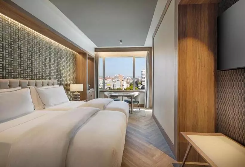 اتاق لوکس با چشم‌انداز شهر, The Westin Madrid Cuzco